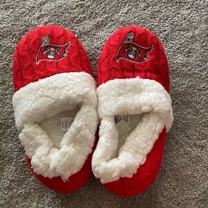 Tampa bay slippers